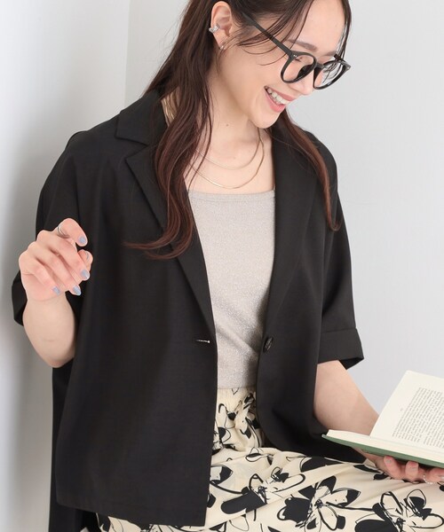 SHOO・LA・RUE(シューラルー)の「【セットアップ可/洗濯後しわになりにくい/S-LL】半袖とろみテーラードジャケット(テーラードジャケット・レディース・グレー/ブラウン系その他/ブラック・04/03/02/01)」の2枚目の写真