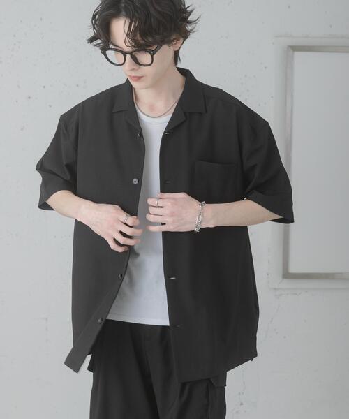 SENSE OF PLACE by URBAN RESEARCH（センスオブプレイスバイアーバンリサーチ）の「『速乾』ドライタッチオープンカラールーズショートスリーブシャツ（シャツ/ブラウス・メンズ・ブラック/ネイビー/ライトベージュ/チャコールグレー・MEDIUM/LARGE/SMALL）」の5枚目の写真