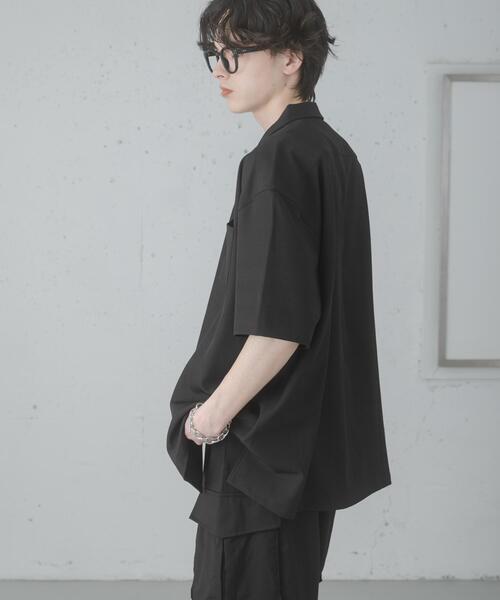 SENSE OF PLACE by URBAN RESEARCH（センスオブプレイスバイアーバンリサーチ）の「『速乾』ドライタッチオープンカラールーズショートスリーブシャツ（シャツ/ブラウス・メンズ・ブラック/ネイビー/ライトベージュ/チャコールグレー・MEDIUM/LARGE/SMALL）」の9枚目の写真