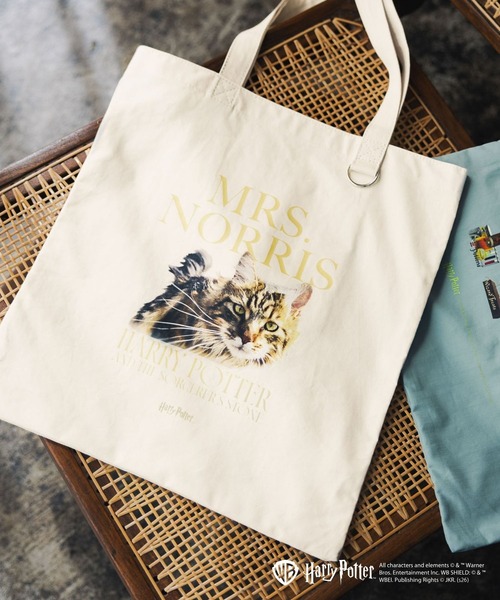 GLOBAL WORK(グローバルワーク)の「Harry PotterキャンバストートBAG/670154(トートバッグ・キッズ・ホワイト系その他5/ホワイト系その他6/ブルー/ダークグレー・ONE SIZE)」の2枚目の写真