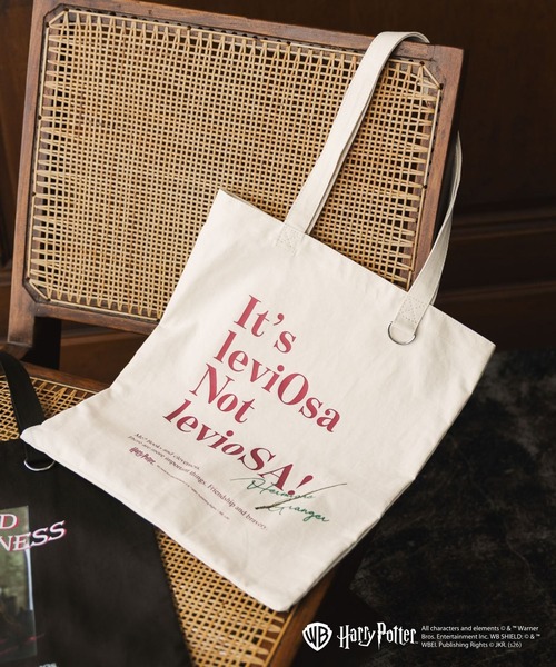 GLOBAL WORK(グローバルワーク)の「Harry PotterキャンバストートBAG/670154(トートバッグ・キッズ・ホワイト系その他5/ホワイト系その他6/ブルー/ダークグレー・ONE SIZE)」の3枚目の写真