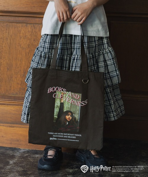 GLOBAL WORK(グローバルワーク)の「Harry PotterキャンバストートBAG/670154(トートバッグ・キッズ・ホワイト系その他5/ホワイト系その他6/ブルー/ダークグレー・ONE SIZE)」の1枚目の写真