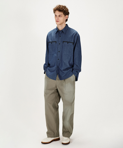 SHIRTER(シャーター)の「LEATHER TRIM LINEN BLEND SHIRT (BLUE)(シャツ/ブラウス・メンズ・その他・SMALL/LARGE/MEDIUM)」の5枚目の写真