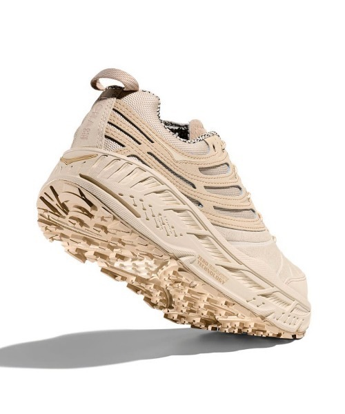 HOKA(ホカ)の「HOKA ELITE TERRAIN SYSTEM STINSON EVO OG(ホカ エリートテレインシステム スティンソン エボ OG)(スニーカー・メンズ・ネイビー系/ベージュ系・23cm/23.5cm/24cm/24.5cm/25cm/26cm/28cm/28.5cm/29cm/25.5cm/26.5cm/27cm/27.5cm)」の13枚目の写真