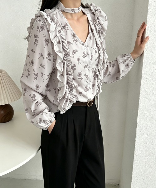 Miniministore(ミニミニストア)の「フリル花柄シャツブラウス リボンタイ付き(シャツ/ブラウス・レディース・グレイッシュベージュ/ライトブルー・FREE)」の13枚目の写真