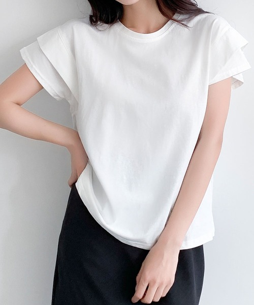 LOWO(ロワ)の「【綿100%使用】フレンチスリーブ無地Tシャツ(レイヤード・インナー対応)(Tシャツ/カットソー・レディース・イエロー/モカ/ブルー/グレー/ホワイト/ブラック・FREE)」の2枚目の写真