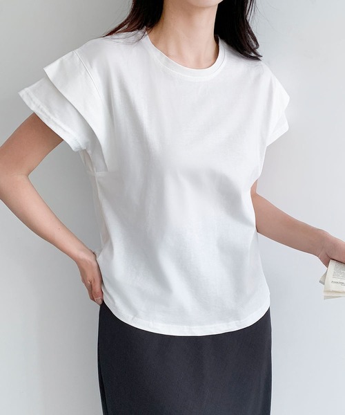 LOWO(ロワ)の「【綿100%使用】フレンチスリーブ無地Tシャツ(レイヤード・インナー対応)(Tシャツ/カットソー・レディース・イエロー/モカ/ブルー/グレー/ホワイト/ブラック・FREE)」の8枚目の写真