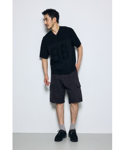 AZUL by moussy(アズールバイマウジー)の「ナンバリングニットトップス(ニット/セーター・メンズ・ブルー/ブラック/オフホワイト・LARGE/MEDIUM)」の7枚目の写真