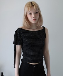 Ulysses | チョーカー付きドットワンショルダートップス(Tシャツ/カットソー)