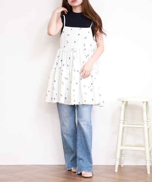 atONE(アットワン)の「プリントジャガードティアードキャミチュニック(Tシャツ/カットソー・レディース・ホワイト系9/ブラック系その他6/ブラック/オフホワイト・F)」の2枚目の写真