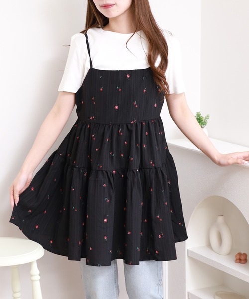 atONE(アットワン)の「プリントジャガードティアードキャミチュニック(Tシャツ/カットソー・レディース・ホワイト系9/ブラック系その他6/ブラック/オフホワイト・F)」の4枚目の写真