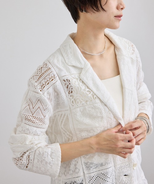 SALON adam et rope'（サロン アダム エ ロペ）の「【WEB限定】刺繍レースパッチワークシャツジャケット/ セットアップ対応（テーラードジャケット・レディース・ブラック/ホワイト・FREE）」の22枚目の写真