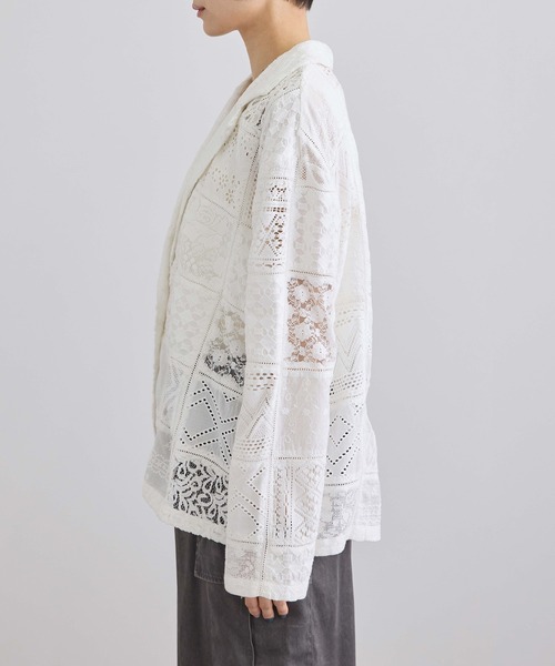 SALON adam et rope'（サロン アダム エ ロペ）の「【WEB限定】刺繍レースパッチワークシャツジャケット/ セットアップ対応（テーラードジャケット・レディース・ブラック/ホワイト・FREE）」の6枚目の写真