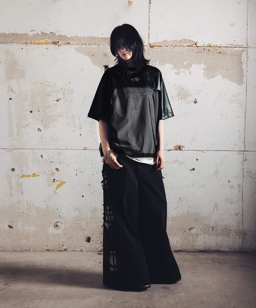 ERAR（エラー）の「【ERAR】レザーメッシュ切り替えメタルパーツTシャツ（Tシャツ/カットソー・メンズ・ブラック・XL/L/M/S）」の9枚目の写真