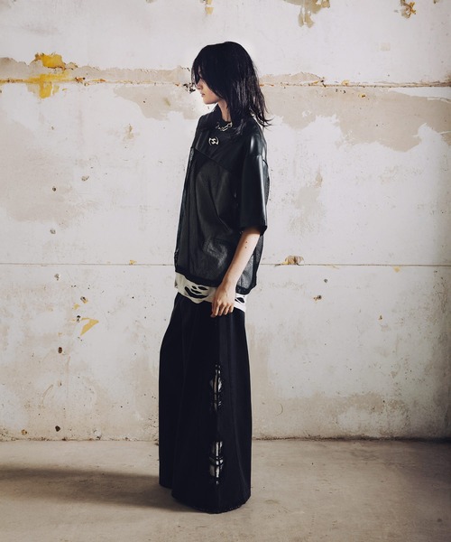ERAR（エラー）の「【ERAR】レザーメッシュ切り替えメタルパーツTシャツ（Tシャツ/カットソー・メンズ・ブラック・XL/L/M/S）」の12枚目の写真