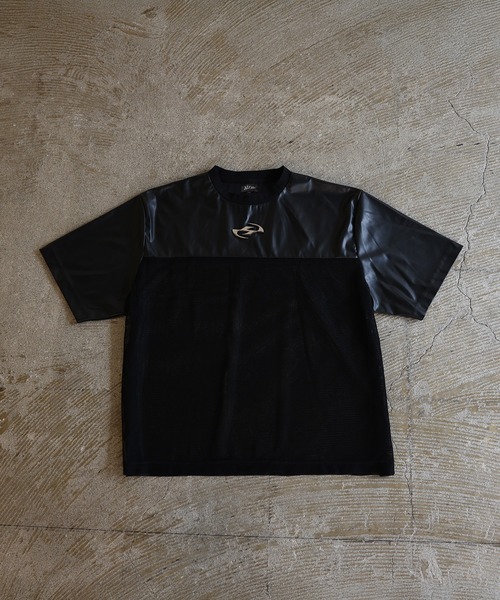 ERAR（エラー）の「【ERAR】レザーメッシュ切り替えメタルパーツTシャツ（Tシャツ/カットソー・メンズ・ブラック・XL/L/M/S）」の14枚目の写真