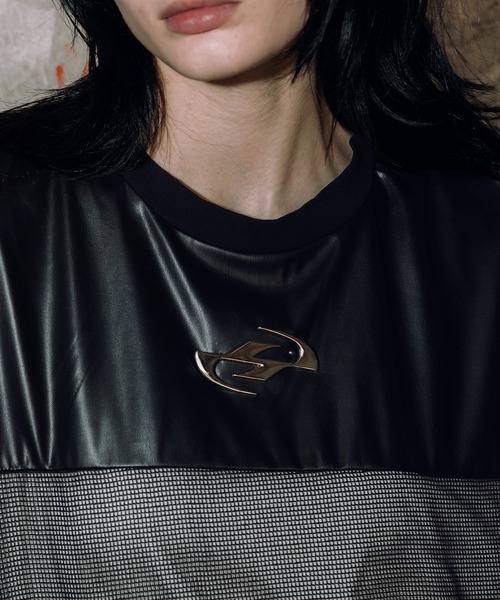 ERAR（エラー）の「【ERAR】レザーメッシュ切り替えメタルパーツTシャツ（Tシャツ/カットソー・メンズ・ブラック・XL/L/M/S）」の19枚目の写真