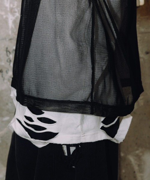 ERAR（エラー）の「【ERAR】レザーメッシュ切り替えメタルパーツTシャツ（Tシャツ/カットソー・メンズ・ブラック・XL/L/M/S）」の21枚目の写真