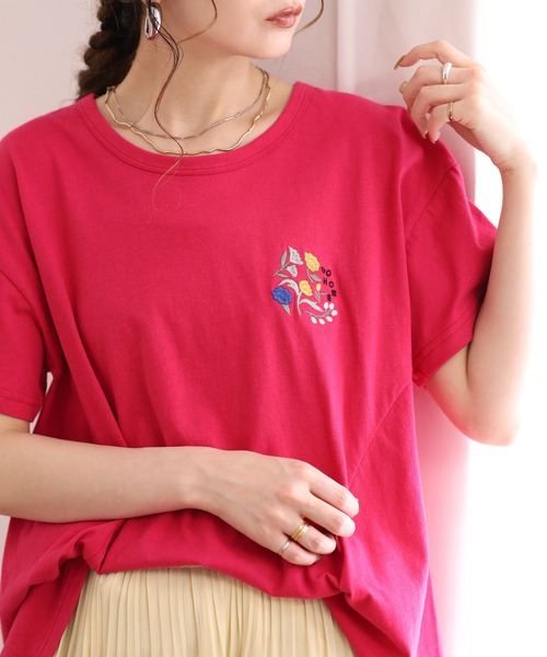 Emago（イマゴ）の「EMAGO 花刺繍ﾌﾚｱT 半袖（Tシャツ/カットソー・レディース・ブラック/ピンク/アイボリー・FREE）」の3枚目の写真