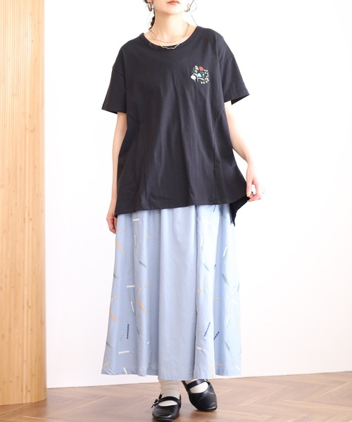 Emago（イマゴ）の「EMAGO 花刺繍ﾌﾚｱT 半袖（Tシャツ/カットソー・レディース・ブラック/ピンク/アイボリー・FREE）」の16枚目の写真