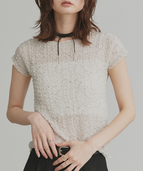 ad thie(アドティエ)の「フレンチスリーブ ポップコーン シアー トップス(Tシャツ/カットソー・レディース・オフホワイト/ブラック・FREE)」の2枚目の写真