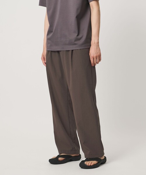 UNITED ARROWS(ユナイテッドアローズ)の「DotAir ドットエア ヘムコード 2プリーツ パンツ 吸水速乾 タテストレッチ(スラックス・メンズ・ダークブラウン/ブラック・XL/S/L/M)」の2枚目の写真