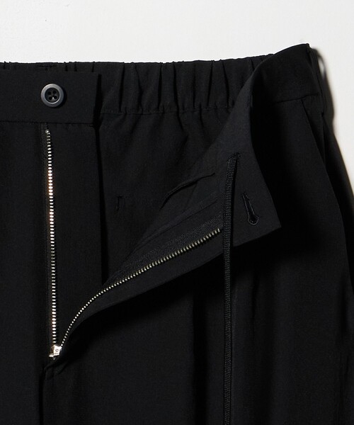 UNITED ARROWS(ユナイテッドアローズ)の「DotAir ドットエア ヘムコード 2プリーツ パンツ 吸水速乾 タテストレッチ(スラックス・メンズ・ダークブラウン/ブラック・XL/S/L/M)」の14枚目の写真