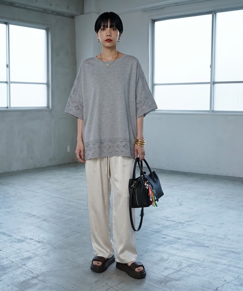 STYLE DELI(スタイルデリ)の「【BLK001】レースパッチワークデザインTシャツ(Tシャツ/カットソー・レディース・ホワイト/ブラック/グレー・FREE)」の19枚目の写真