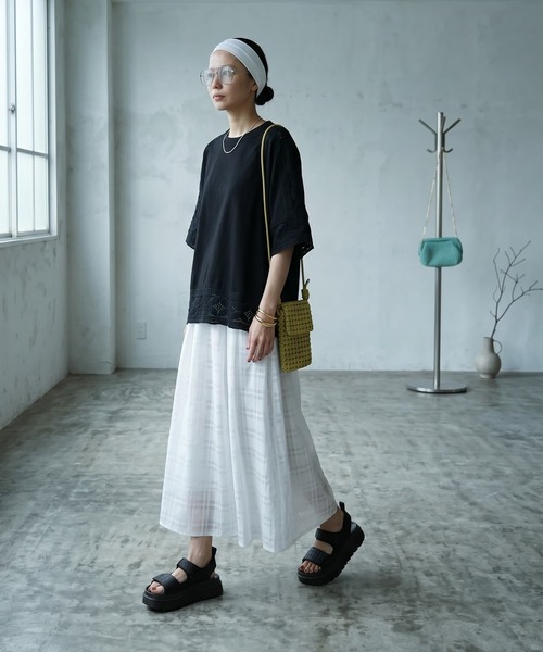 STYLE DELI(スタイルデリ)の「【BLK001】レースパッチワークデザインTシャツ(Tシャツ/カットソー・レディース・ホワイト/ブラック/グレー・FREE)」の15枚目の写真