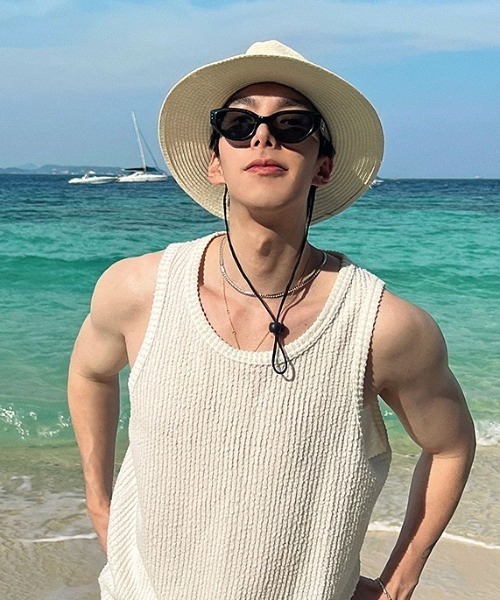 boemy(ボエミー)の「Y2Kサーマル ノースリーブ トップス(タンクトップ・メンズ・ホワイト/ブラック/アッシュブラウン・L)」の17枚目の写真