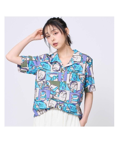 Disney(ディズニー)の「【ユニセックス】開襟シャツ「バズ」(シャツ/ブラウス・レディース・ブルー系その他・LL/L/M/S)」の3枚目の写真