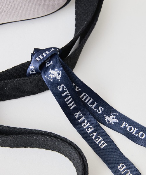 BEVERLY HILLS POLO CLUB(ビバリーヒルズポロクラブ)の「【BEVERLY HILLS POLO CLUB/ビバリーヒルズポロクラブ】【どんなコーディネートにもハマる!】キャンバスショルダー ブランドロゴ刺繍 ワンポイント 内ポケット シンプル カジュアル 上品 デイリーコーデ(ショルダーバッグ・レディース・グレー/アイボリー/ブラック・FREE)」の4枚目の写真