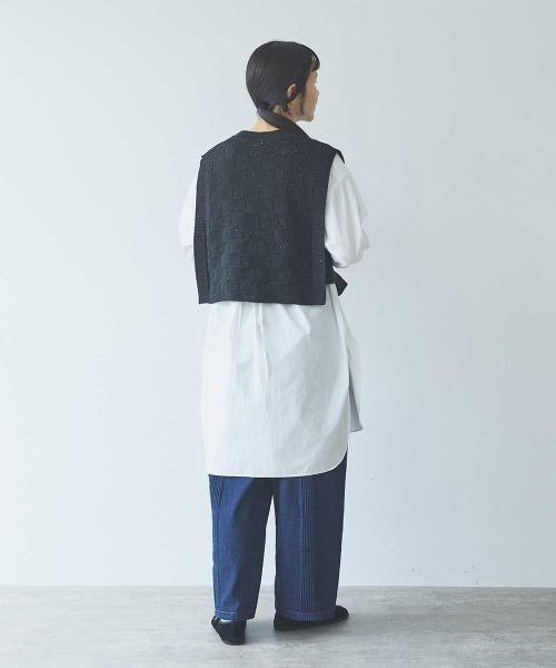 yuni(ユニ )の「5G Nep/w block pattern knit vest(ベスト・レディース・ブラック/グレー/ブラウン・FREE)」の14枚目の写真