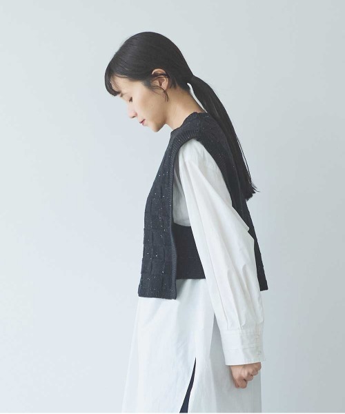 yuni(ユニ )の「5G Nep/w block pattern knit vest(ベスト・レディース・ブラック/グレー/ブラウン・FREE)」の16枚目の写真