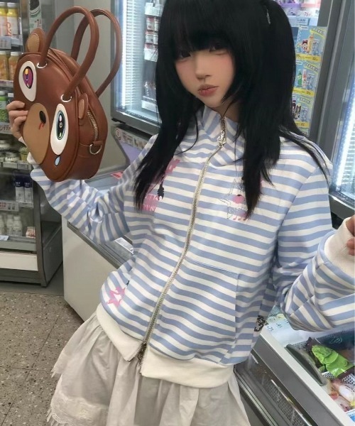 SHEPP(シープ)の「ネコ耳フード ボーダー柄 ジップパーカー(パーカー・レディース・ブルー/ブラック・M/L)」の9枚目の写真