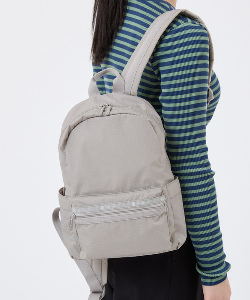 LeSportsac(レスポートサック)の「SM EVERYDAY BACKPACK ドリフトストーン(バックパック/リュック・レディース・グレー・FREE)」の2枚目の写真