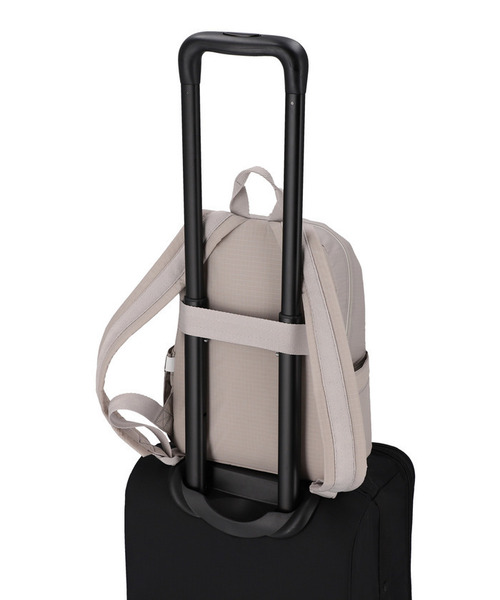 LeSportsac(レスポートサック)の「SM EVERYDAY BACKPACK ドリフトストーン(バックパック/リュック・レディース・グレー・FREE)」の5枚目の写真