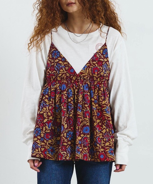 ROSE BUD(ローズバッド)の「mag.by c/ETHNIC PRINT CAMISOLE TOP(キャミソール・レディース・ブラック/バーガンディー・ONE SIZE)」の1枚目の写真