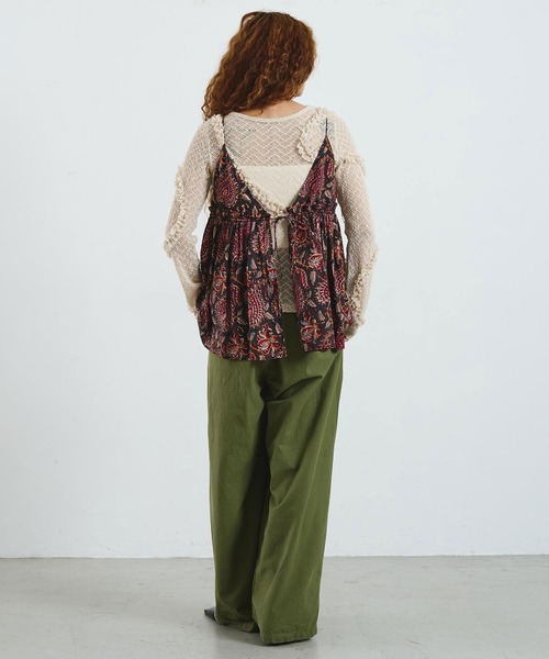 ROSE BUD(ローズバッド)の「mag.by c/ETHNIC PRINT CAMISOLE TOP(キャミソール・レディース・ブラック/バーガンディー・ONE SIZE)」の18枚目の写真