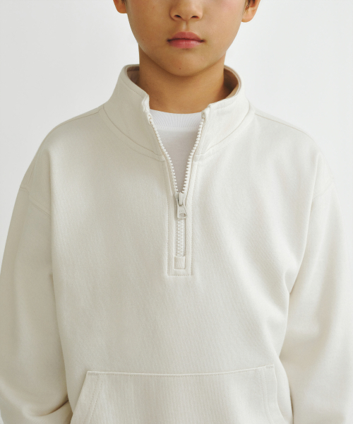 MUSINSA STANDARD KIDS（ムシンサスタンダードキッズ）の「特大のハーフジップアップスウェットシャツ[クリーム]（スウェット・レディース・その他・130/140/160/150/120）」の4枚目の写真