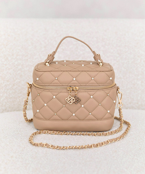 ROYAL PARTY(ロイヤルパーティー)の「パールビジューヴァニティーBAG(ショルダーバッグ・レディース・ブラック/オフホワイト/ブルー/キャメル・FREE)」の9枚目の写真
