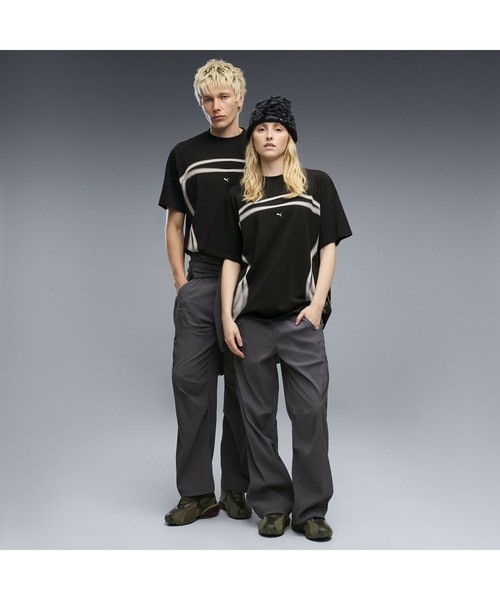 PUMA(プーマ)の「PUMA プーマ ユニセックス セラレーター グラフィック 半袖 Tシャツ(Tシャツ/カットソー・メンズ・ネイビー/ブラック・LARGE/SMALL/MEDIUM)」の9枚目の写真