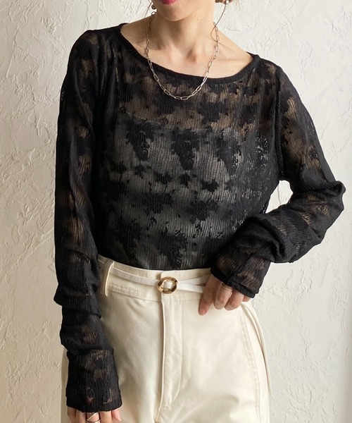 She's Closet(シーズクローゼット)の「オーバーサイズ 長袖 花柄シアーレーストップス ロングTシャツ(Tシャツ/カットソー・レディース・アイボリー/ブラック・FREE)」の2枚目の写真