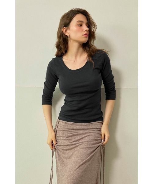 ALEXIA STAM（アリシアスタン）の「Boat Neck 3/4 Sleeve Top / 7分袖ボートネックTシャツ（Tシャツ/カットソー・レディース・ブラウン/チャコールグレー/グレー・M/S）」の2枚目の写真