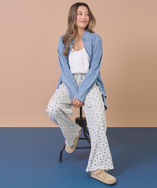 anap mimpi(アナップミンピ)の「花柄ワッフルイージーロングパンツ(その他パンツ・レディース・ネイビー/グレー・F)」の9枚目の写真