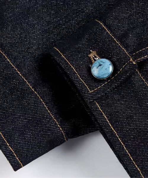 U:UME(ユーム)の「Turquoise Blue Button Washed Denim Jacket(デニムジャケット・メンズ・ブルー・XX-LARGE/X-LARGE/LARGE/MEDIUM)」の5枚目の写真