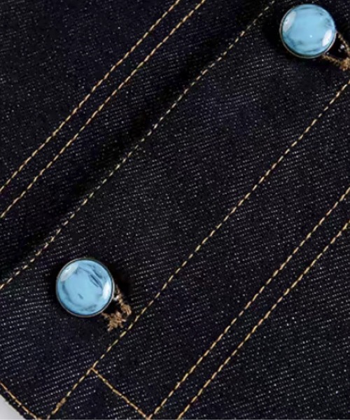 U:UME(ユーム)の「Turquoise Blue Button Washed Denim Jacket(デニムジャケット・メンズ・ブルー・XX-LARGE/X-LARGE/LARGE/MEDIUM)」の6枚目の写真