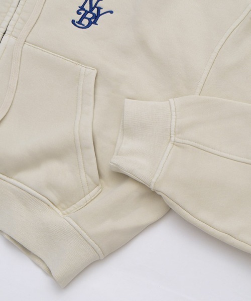 NEW YORK BURST(ニューヨークバースト)の「OG PIGMENT CROPPED ZIP HOODIE(パーカー・レディース・アイボリー/ブラック・FREE)」の7枚目の写真