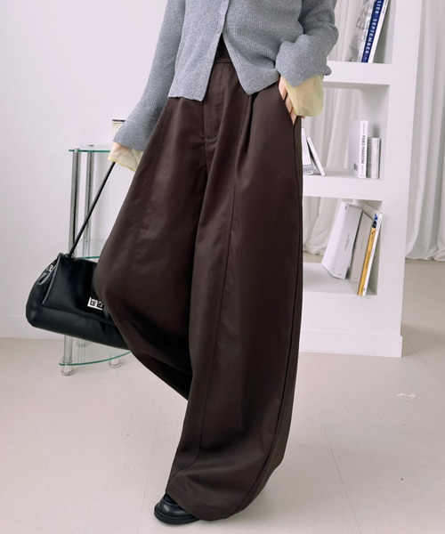 Ada.(エイダ)の「コットン ツイル タック ワイド パンツ(その他パンツ・レディース・ブラウン/チャコールグレー/ブラック・FREE)」の22枚目の写真