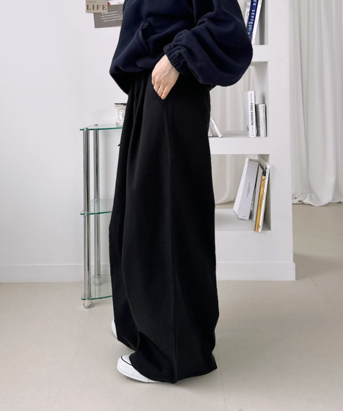 Ada.(エイダ)の「コットン ツイル タック ワイド パンツ(その他パンツ・レディース・ブラウン/チャコールグレー/ブラック・FREE)」の5枚目の写真